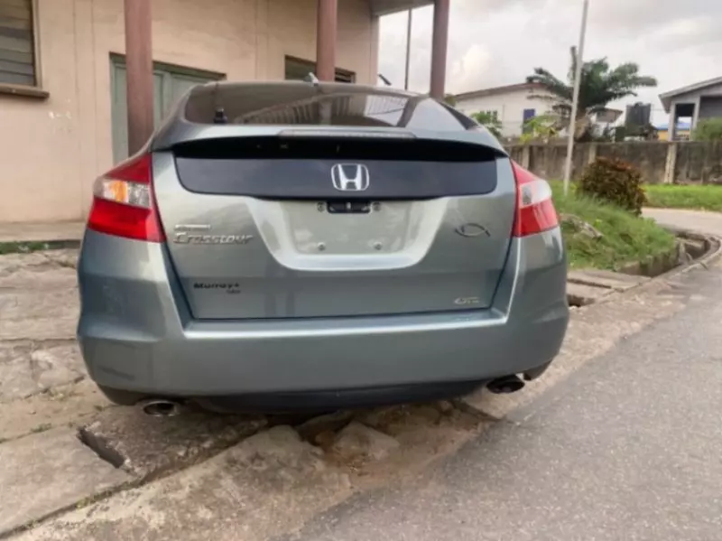 Honda Accord Crosstour   - 2010