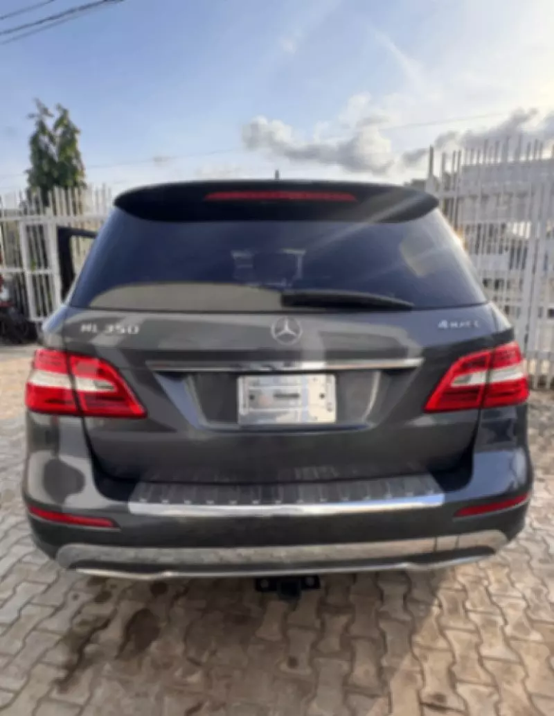 Mercedes-Benz ML 350   - 2013