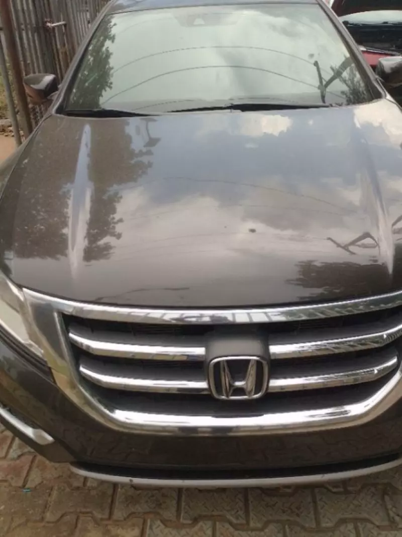 Honda Crosstour   - 2013