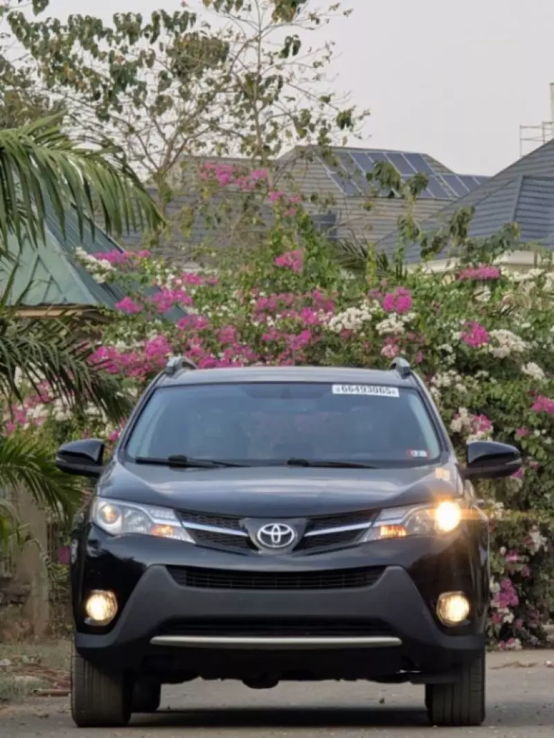 Toyota RAV4   - 2013