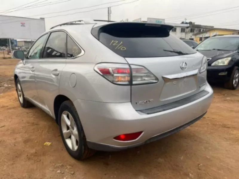 Lexus RX - 2010