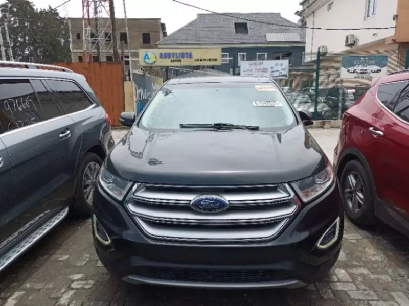 Ford Edge   - 2015
