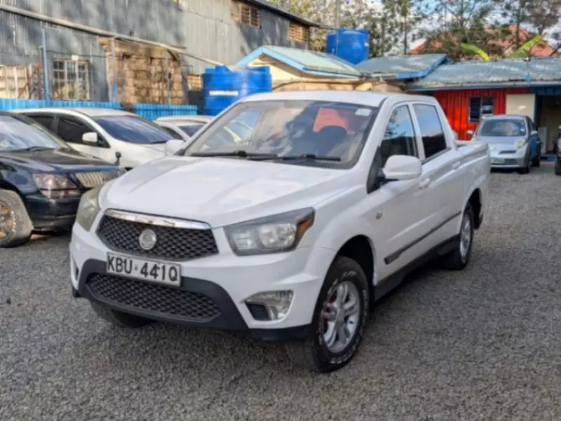 Ssangyong Actyon   - 2012