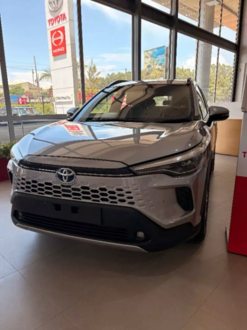 Toyota Corolla Cross (High Grade)