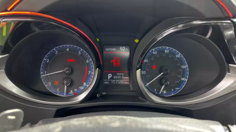 Toyota Camry   - 2016