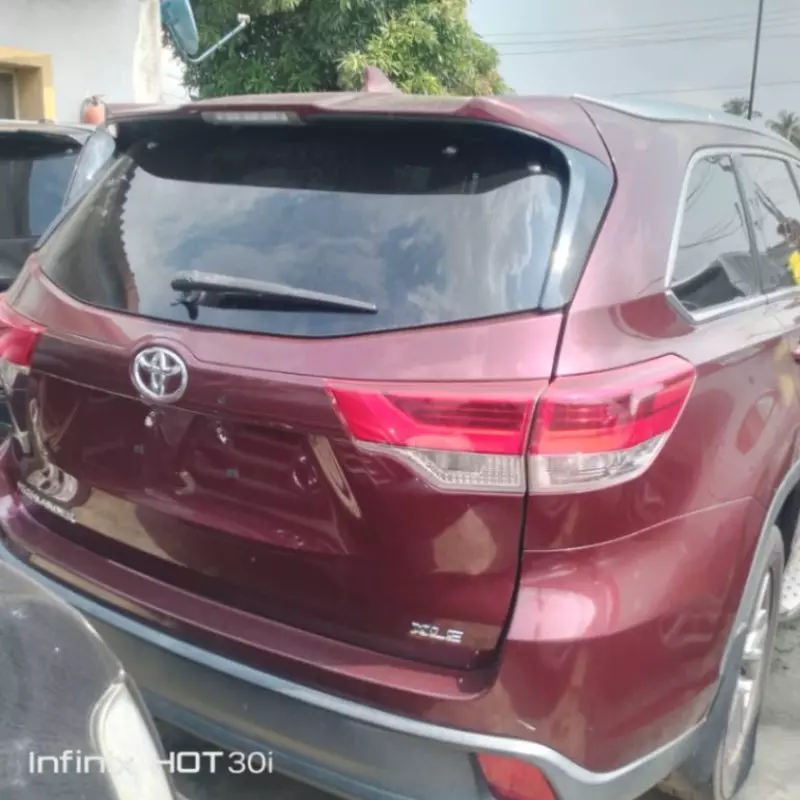 Toyota Highlander - 2014