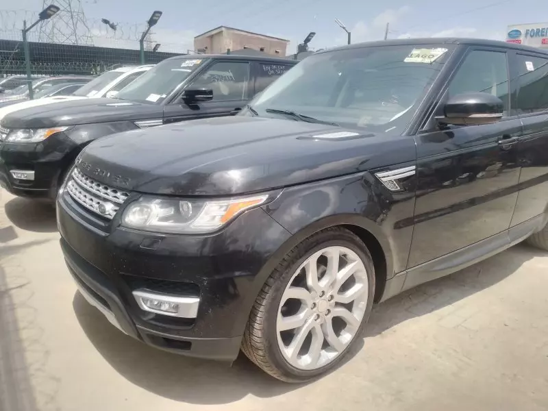 Land Rover Range Rover Sport   - 2014