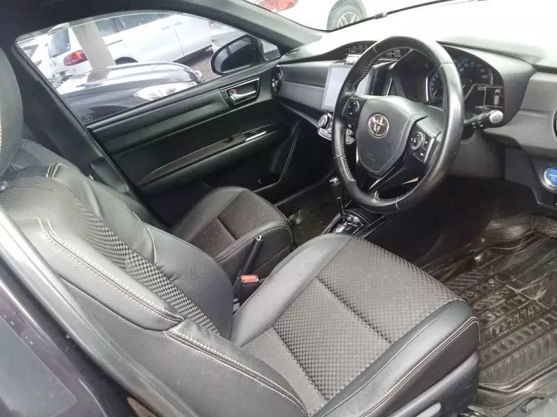 Toyota Fielder hybrid    - 2015