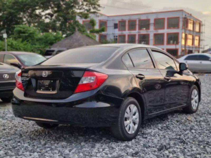 Honda Civic   - 2012