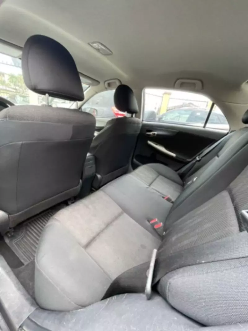 Toyota Corolla   - 2012