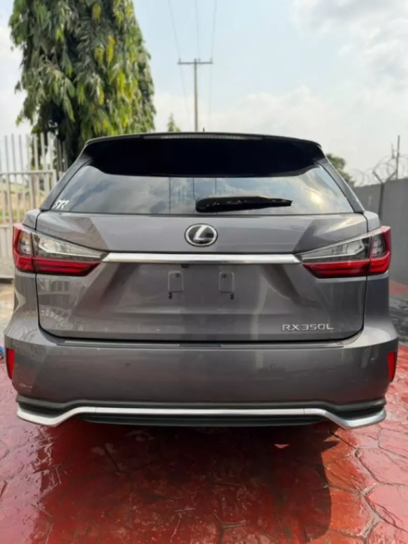 Lexus RX   - 2018