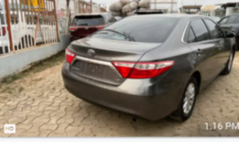 Toyota Camry - 2015