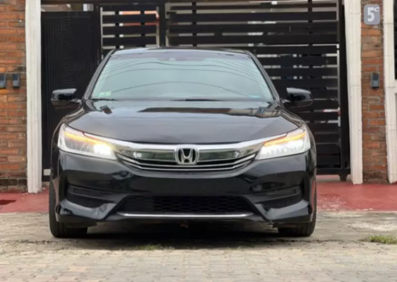 Honda Accord   - 2013
