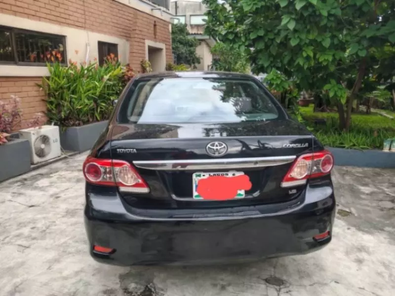 Toyota Corolla   - 2011