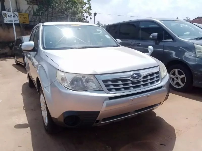 Subaru Forester   - 2012