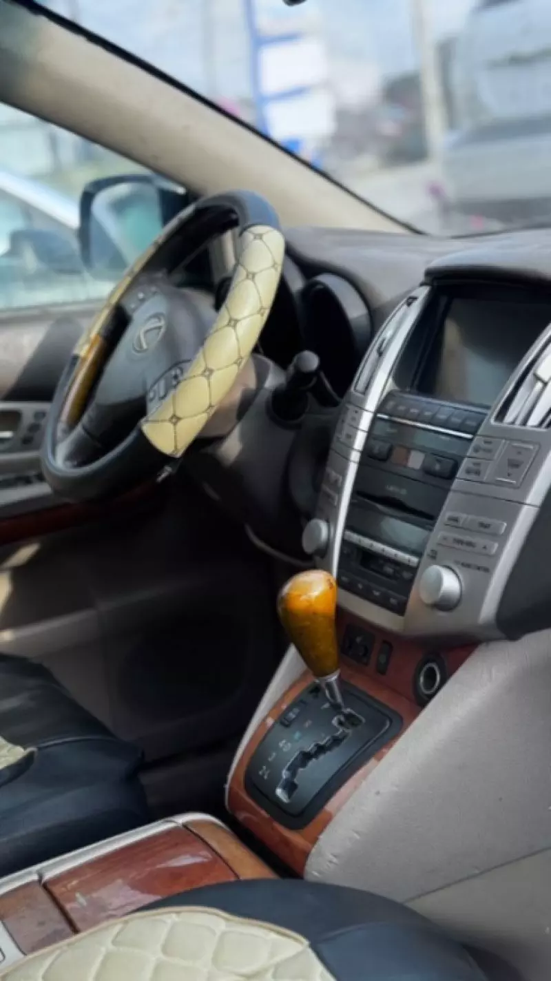 Lexus RX 330