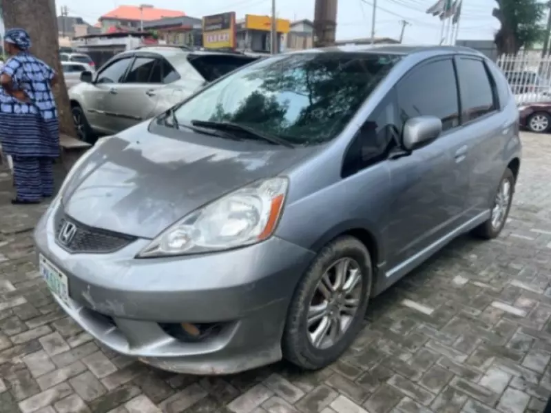 Honda Fit   - 2009