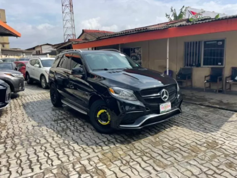 Mercedes-Benz ML 350   - 2012
