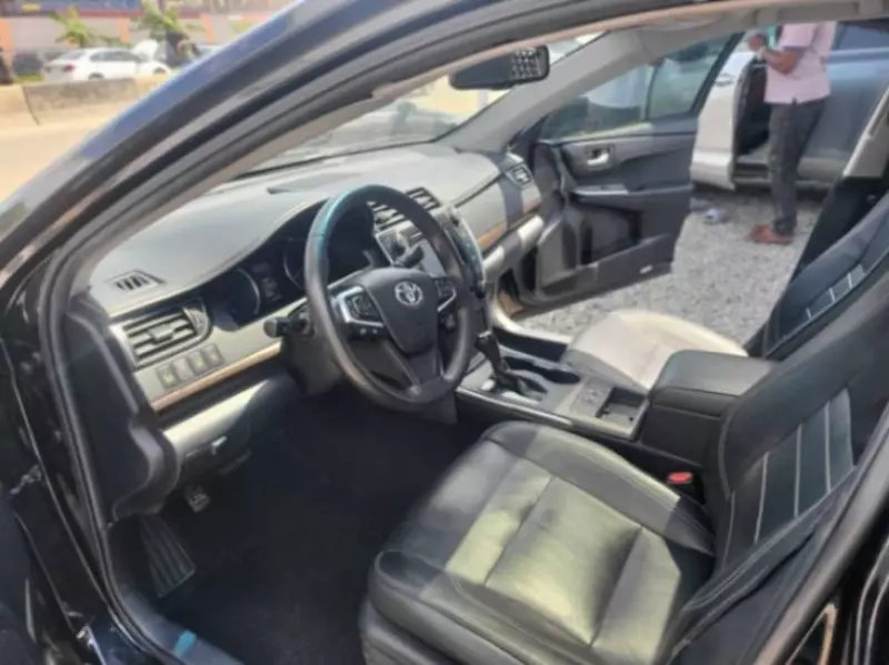 Toyota Camry   - 2015