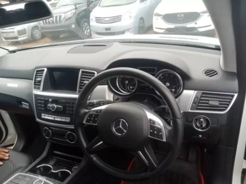 Mercedes-Benz ML 350   - 2014