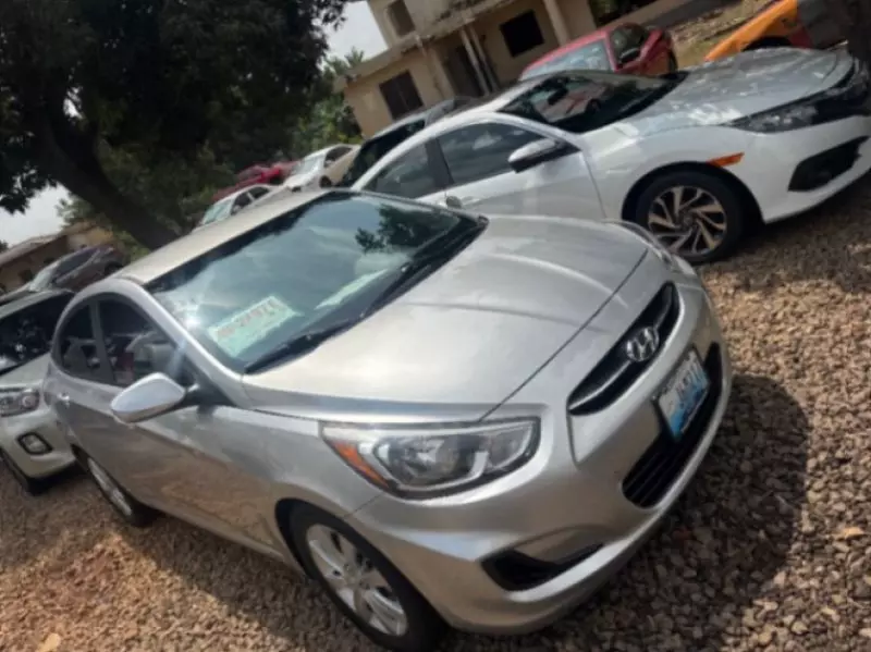 Hyundai Accent RB