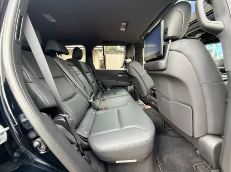 Toyota LAND CRUISER 300 LC300   - 2023
