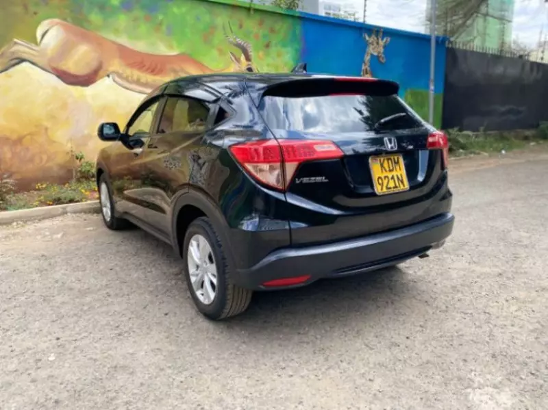 Honda Vezel    - 2016