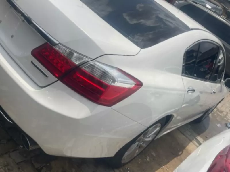 Honda Accord   - 2014