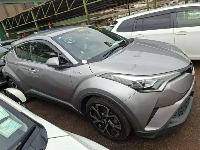 Toyota C-HR   - 2017