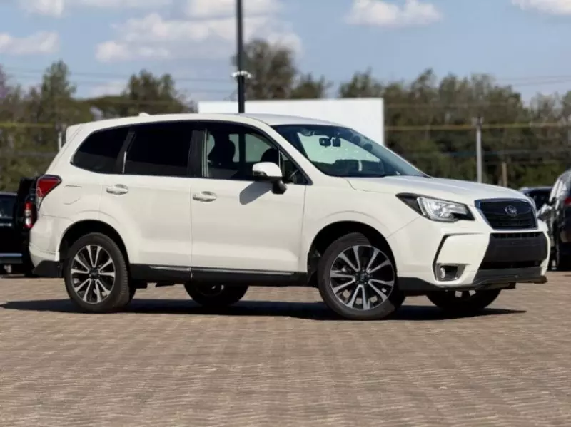 Subaru Forester   - 2017