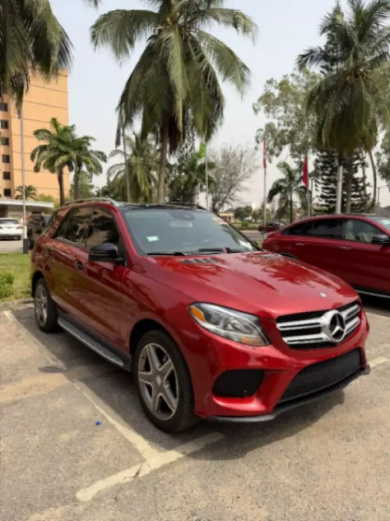 Mercedes-Benz GLE-Class   - 2016