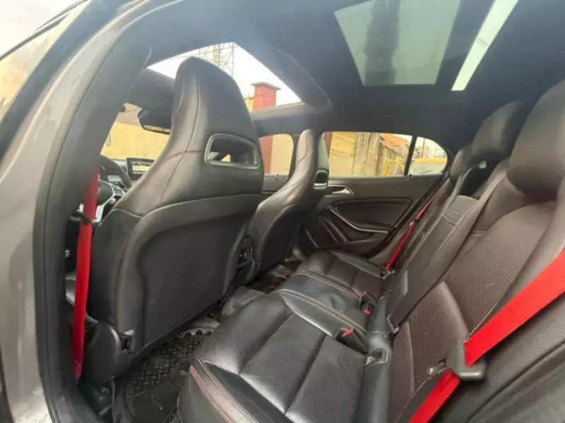 Mercedes-Benz GLA 250