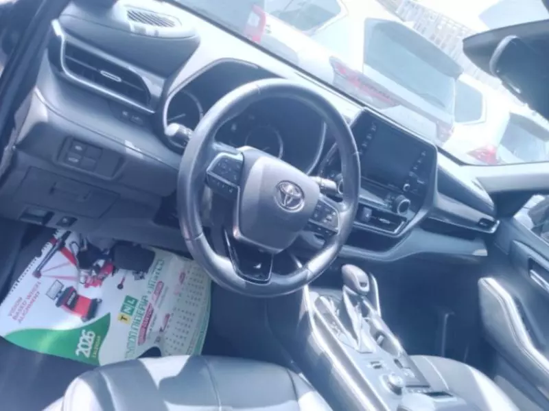 Toyota Highlander - 2021