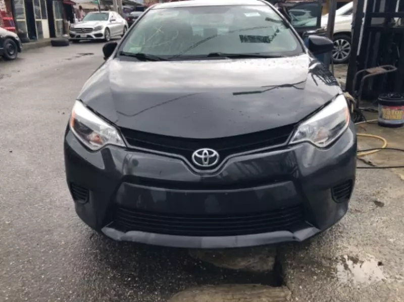 Toyota Corolla   - 2015