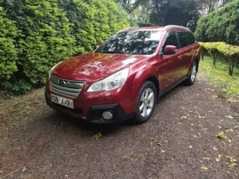 Subaru Outback   - 2013
