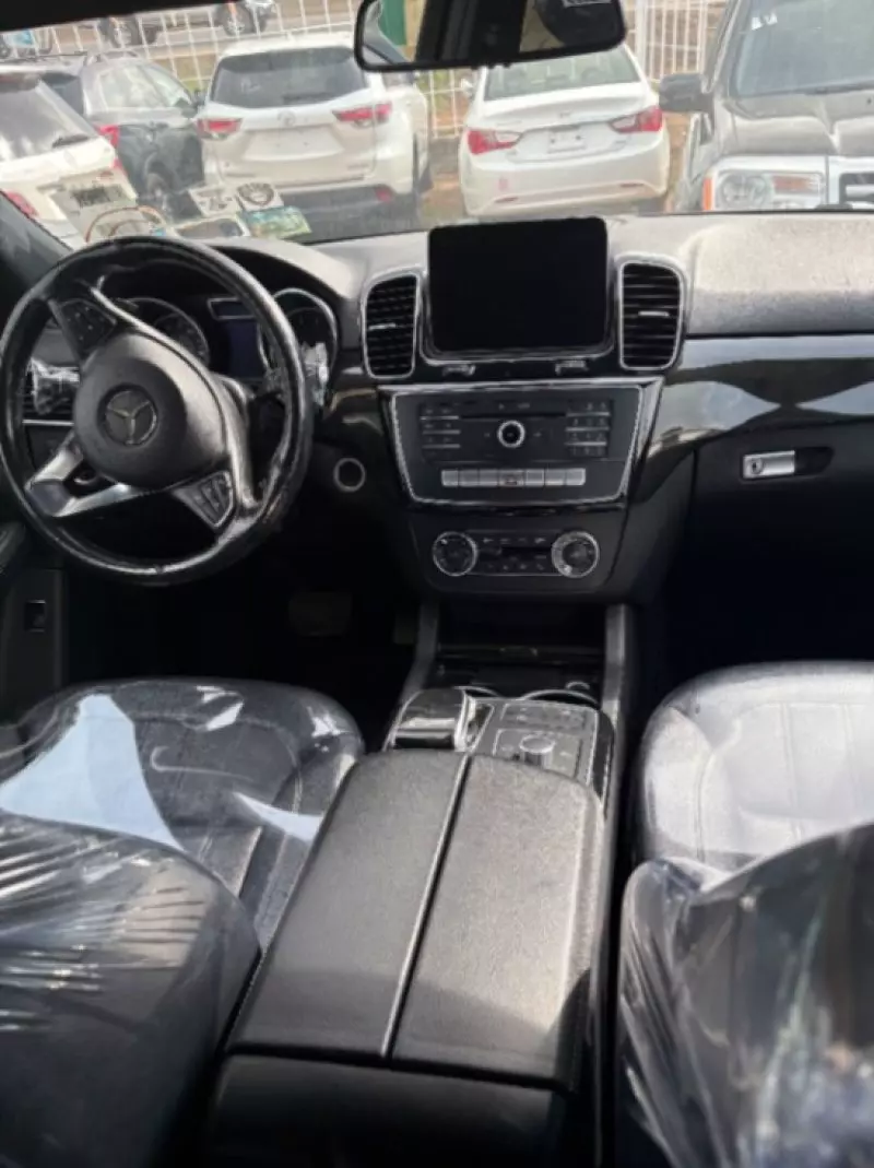 Mercedes-Benz GLE 350   - 2018