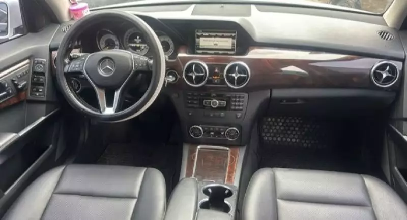 Mercedes-Benz GLK 350   - 2014