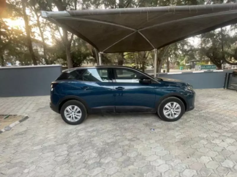 Peugeot 3008   - 2024