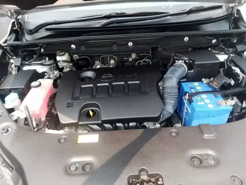 Toyota Harrier   - 2017