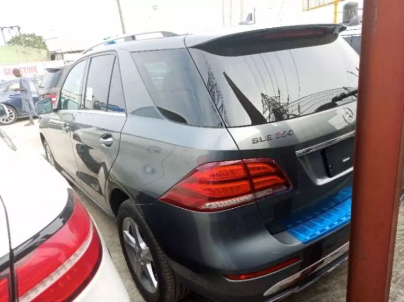 Mercedes-Benz GLE 350