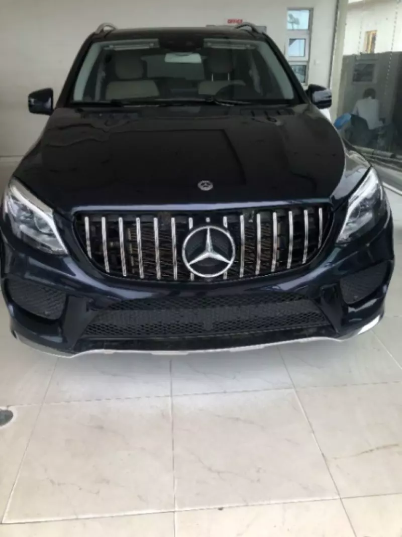 Mercedes-Benz GLE 400   - 2018