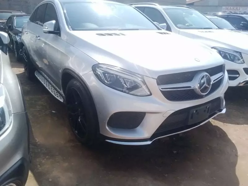 Mercedes-Benz GLE 300