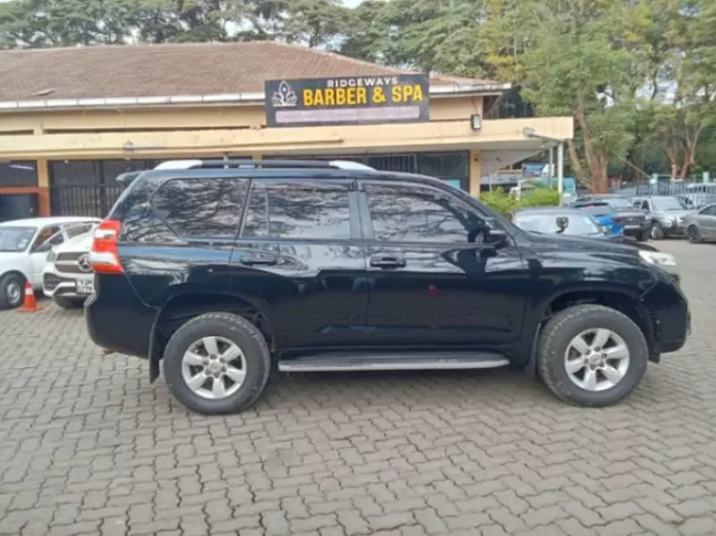 Toyota Landcruiser Prado   - 2015
