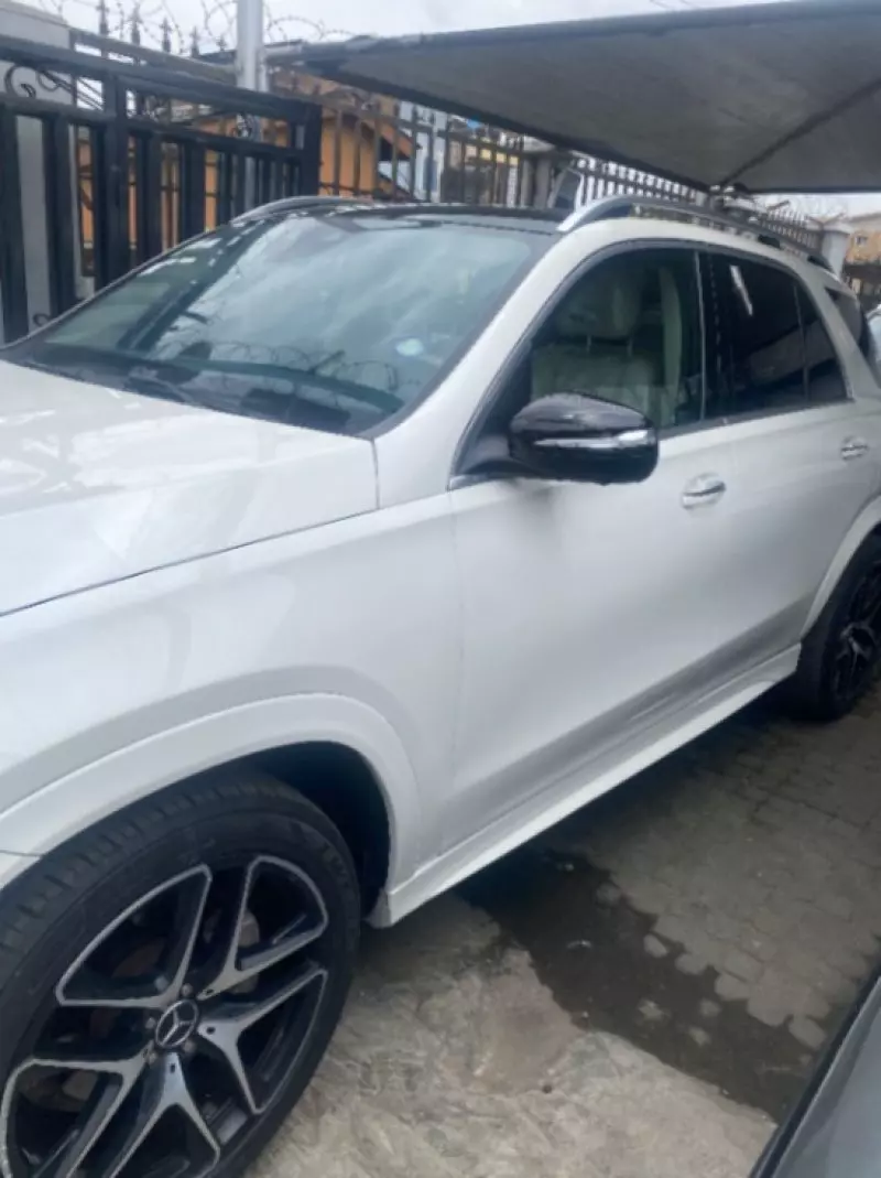 Mercedes-Benz GLE 350   - 2021