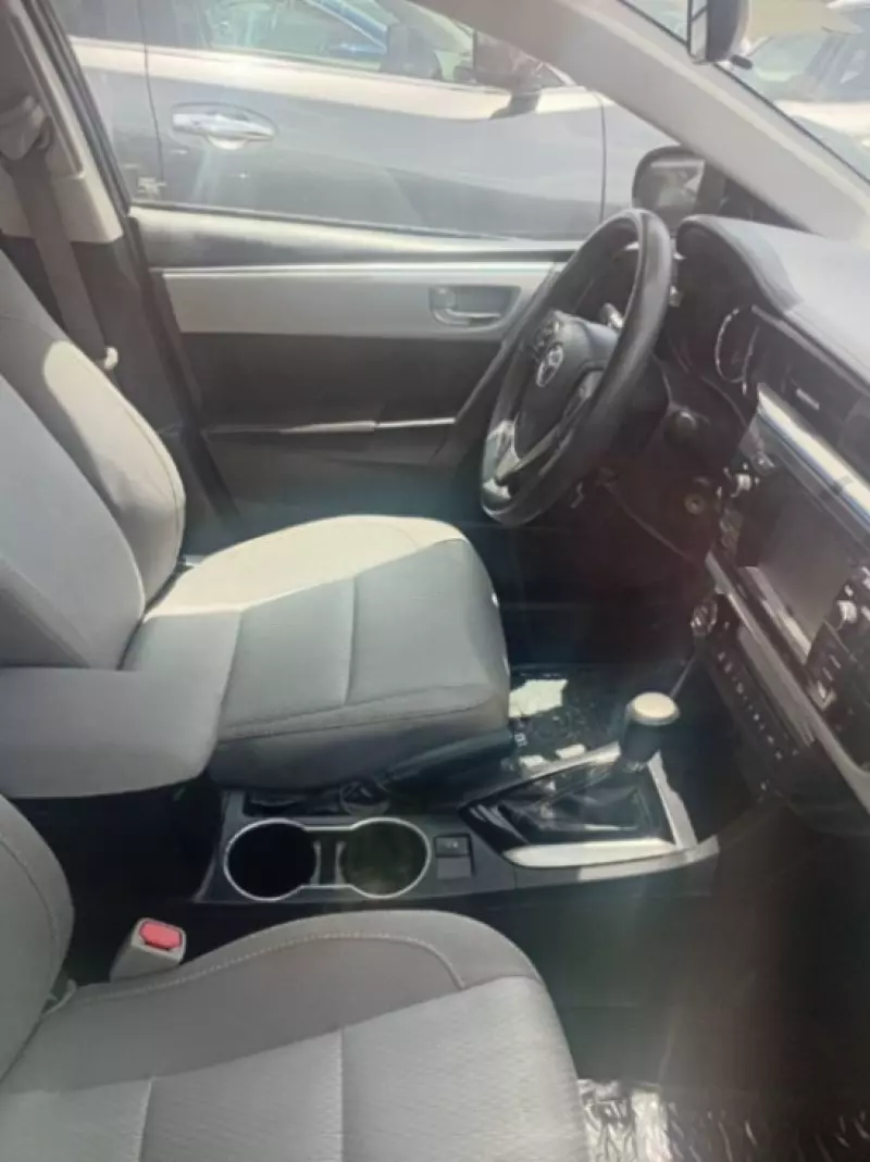 Toyota Corolla   - 2016