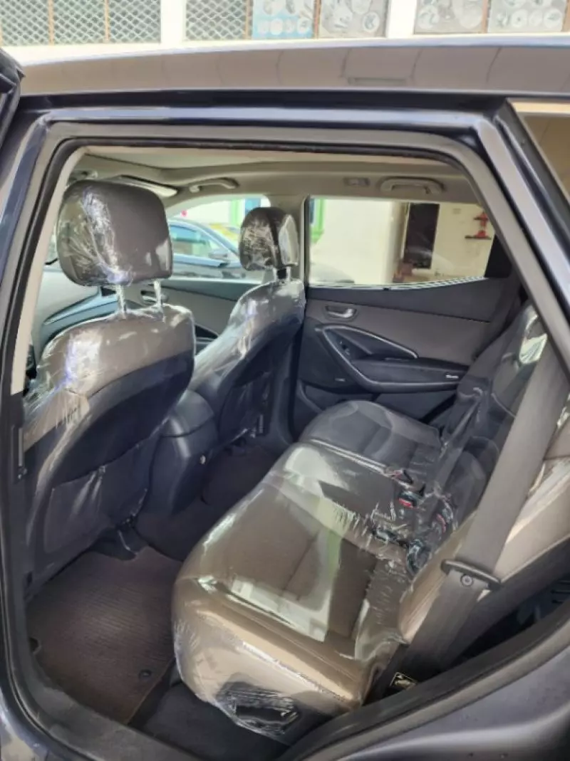 Hyundai Santa Fe   - 2013