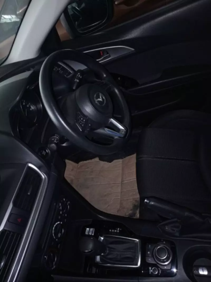 Mazda Axela    - 2017