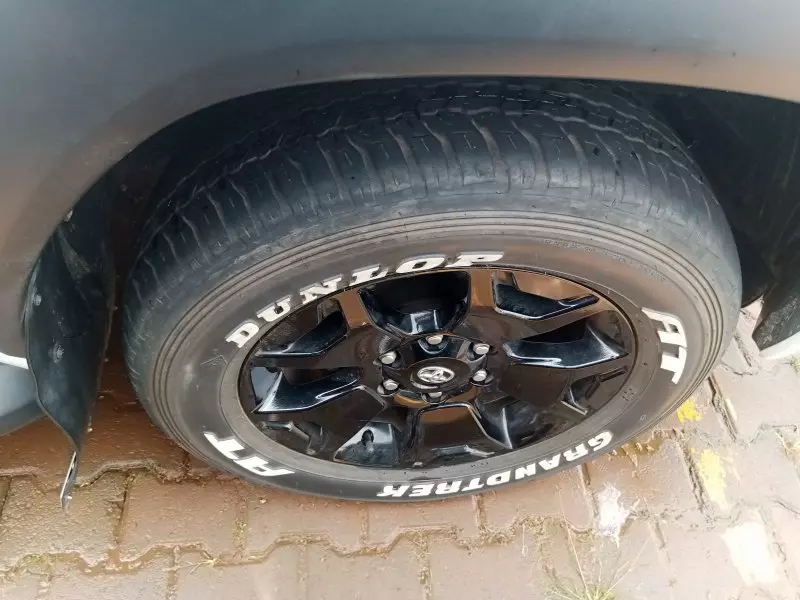 Toyota Hilux   - 2018