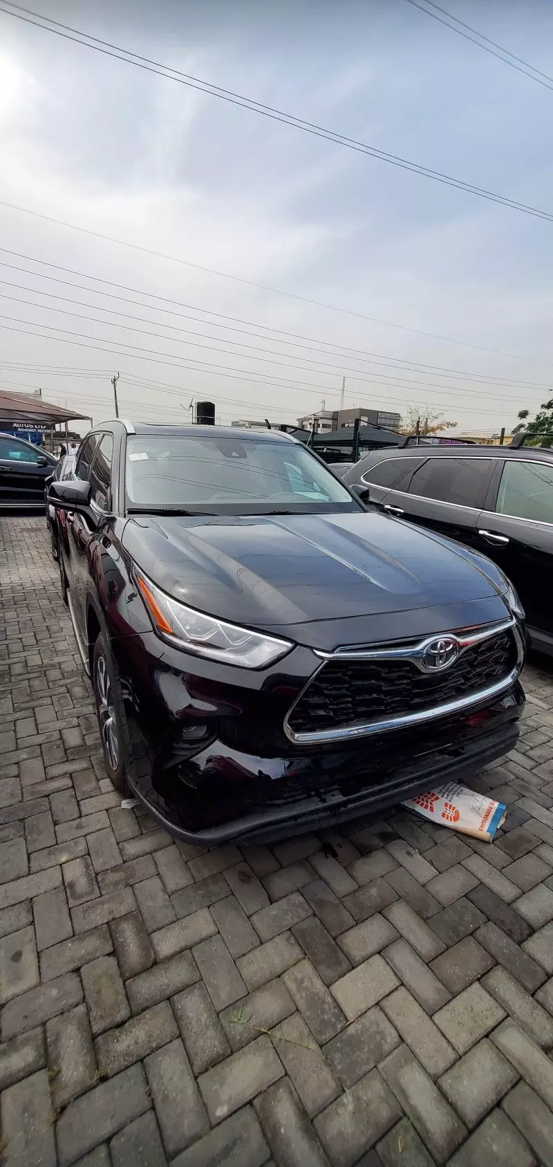 Toyota Highlander   - 2022