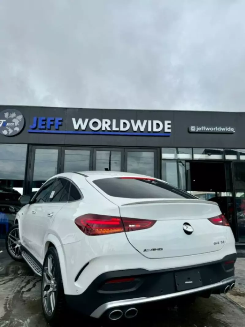 Mercedes-Benz GLE 53 AMG   - 2024
